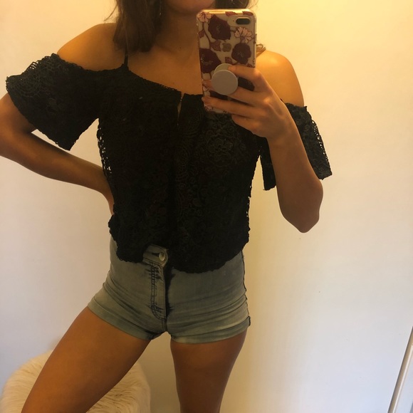 Off The Should Lace Boho Top - Picture 4 of 4